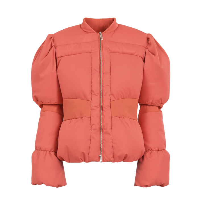 Parka femme courte matelassée rouge corail, vue produit sur fond blanc