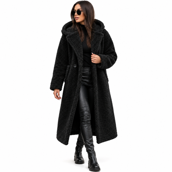 Manteau femme long en peluche à capuche, coupe ample | La Peluche Bleue